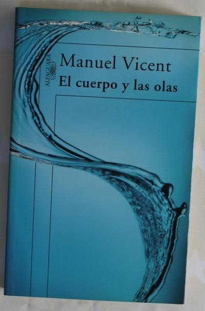 El cuerpo y las olas