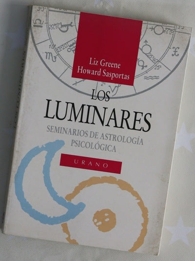 Los luminares la psicología del sol y de la luna en el horóscopo