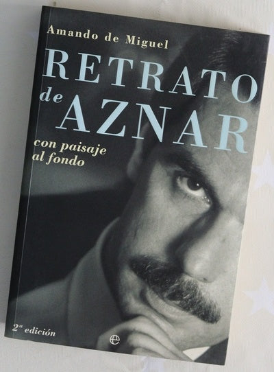 Retrato de Aznar con paisaje al fondo
