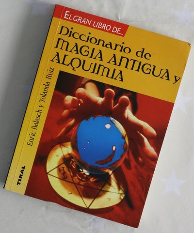 Diccionario de magia antigua y alquimia