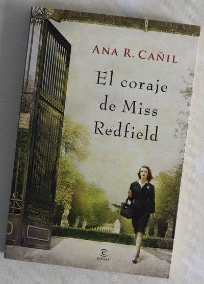 El coraje de Miss Redfield
