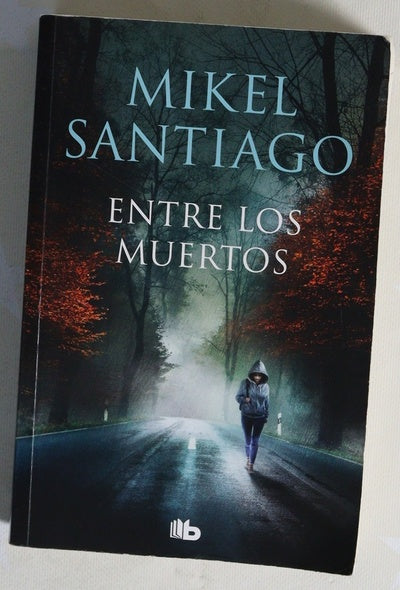 Entre los muertos