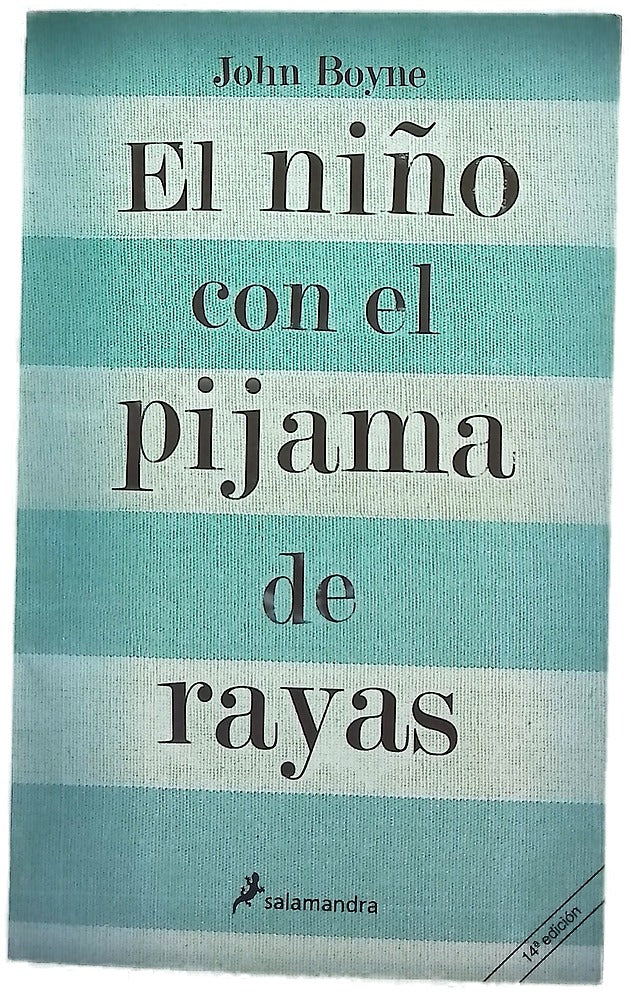 El niño con el pijama de rayas
