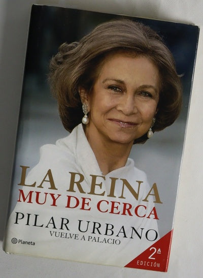 La reina muy de cerca