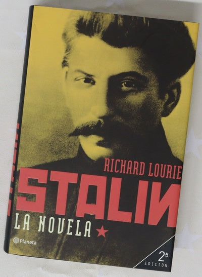 Stalin, la novela