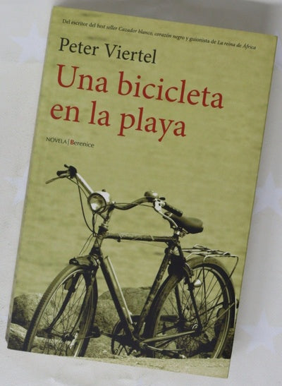 Una bicicleta en la playa