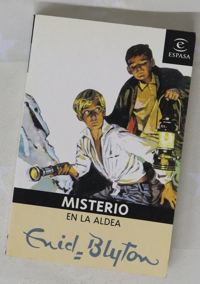 Misterio en la aldea