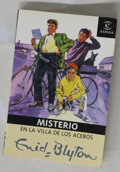 Misterio en la villa de los acebos