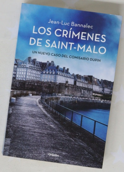 Los crímenes de Saint-Malo : un nuevo caso del comisario Dupin
