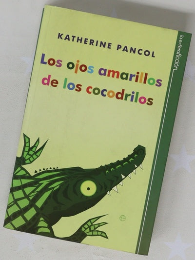 Los ojos amarillos de los cocodrilos