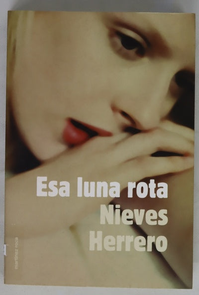 Esa luna rota