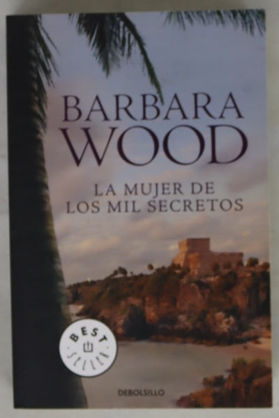 La mujer de los mil secretos