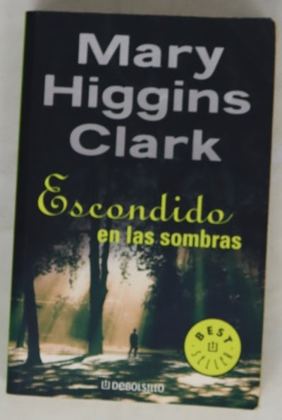 Escondido en las sombras