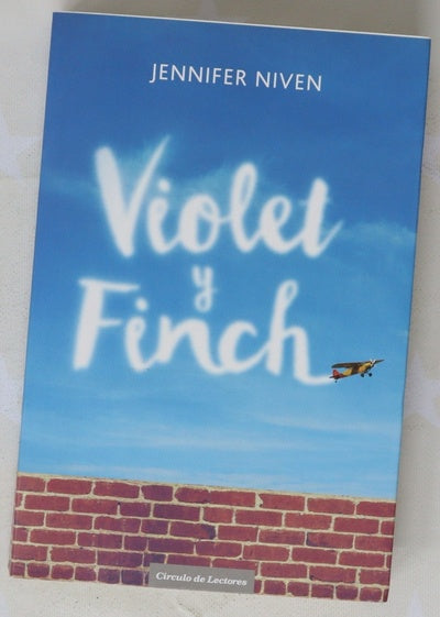 Violet y Finch