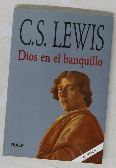 Dios en el banquillo