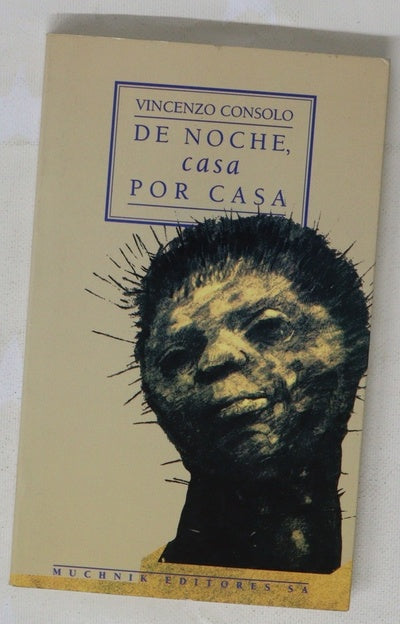 De noche, casa por casa