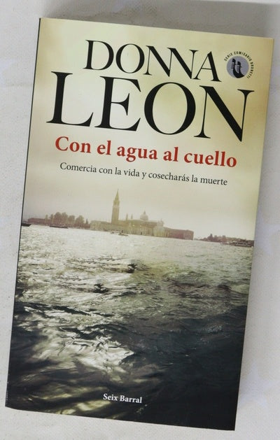 Con el agua al cuello
