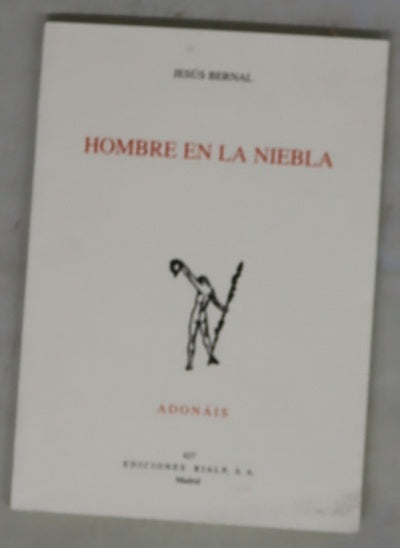 Hombre en la niebla