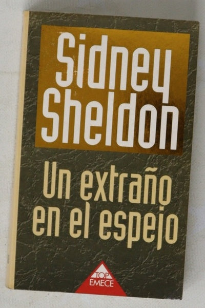 Un extraño en el espejo