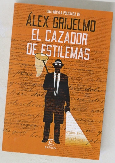 El cazador de estilemas : una trama de sorpresas basada en el rastro insospechado que dejan las palabras
