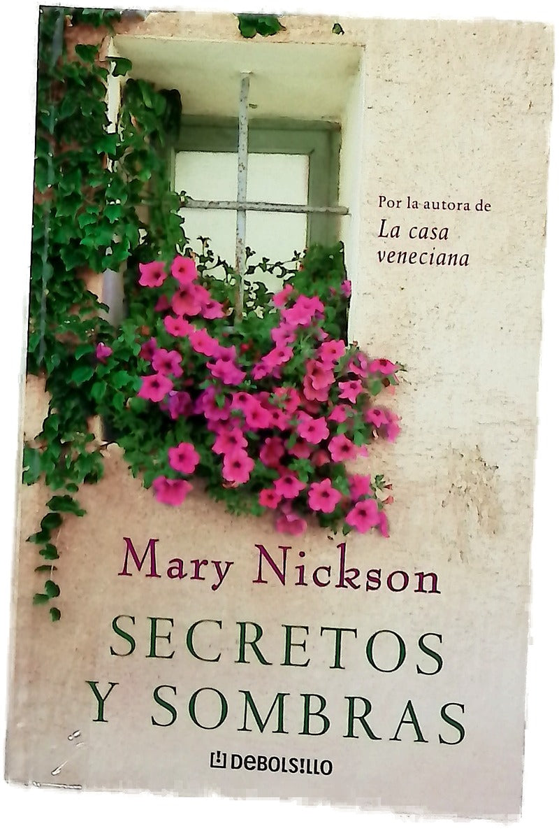 Secretos y sombras