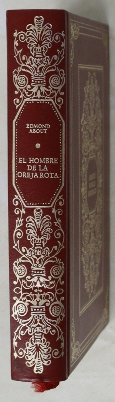 El hombre de la oreja rota