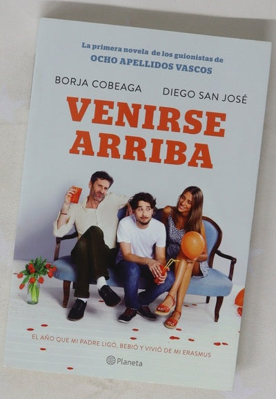 Venirse arriba