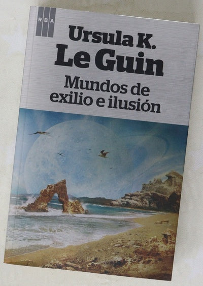 Mundos de exilio e ilusión