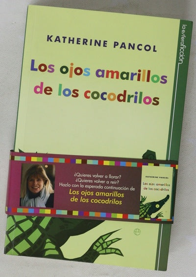 Los ojos amarillos de los cocodrilos