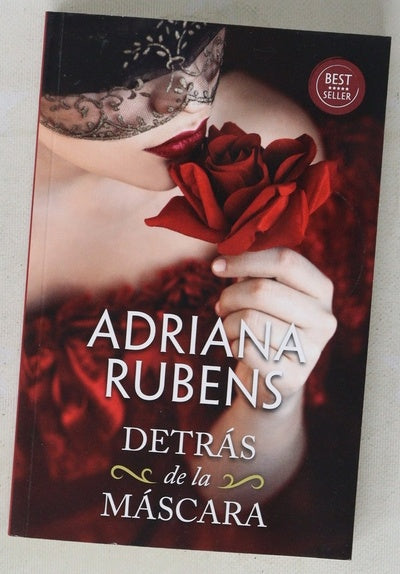 Detrás de la máscara