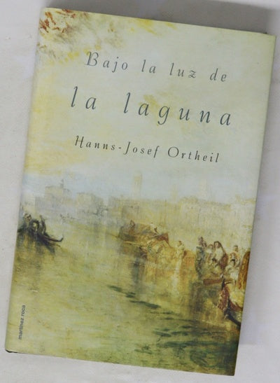 Bajo la luz de la laguna