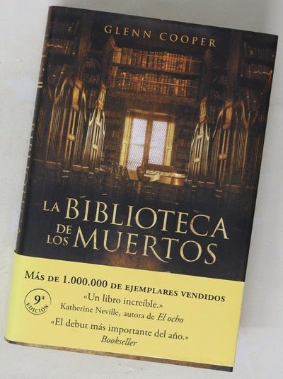 La biblioteca de los muertos