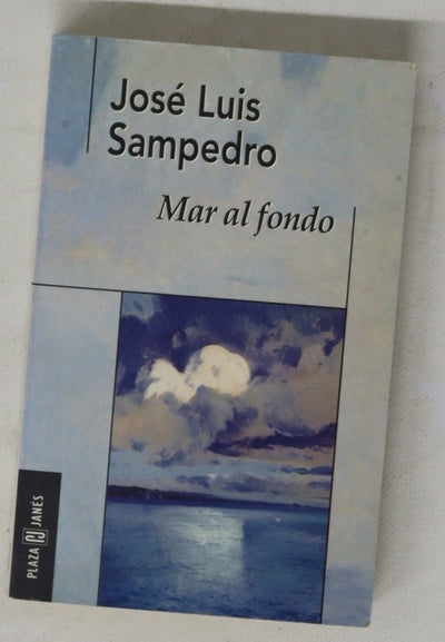 Mar al fondo
