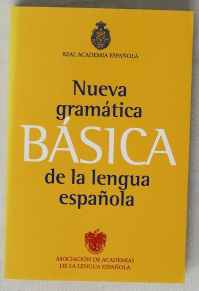 Nueva gramática básica de la lengua española