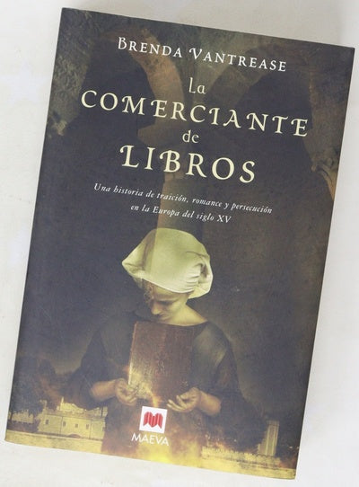 La comerciante de libros una historia de traición, romance y persecución en la Europa del siglo XV