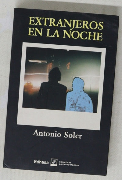 Extranjeros en la noche