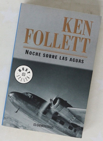 Noche sobre las aguas
