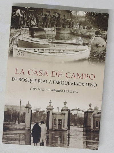La casa de campo de bosque real a parque madrileño