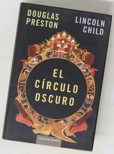 El círculo oscuro