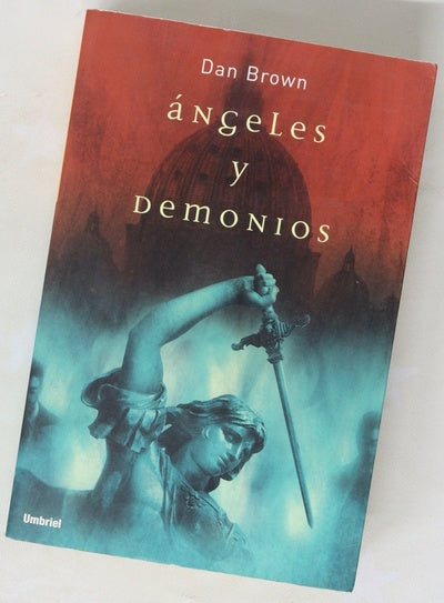 Ángeles y demonios