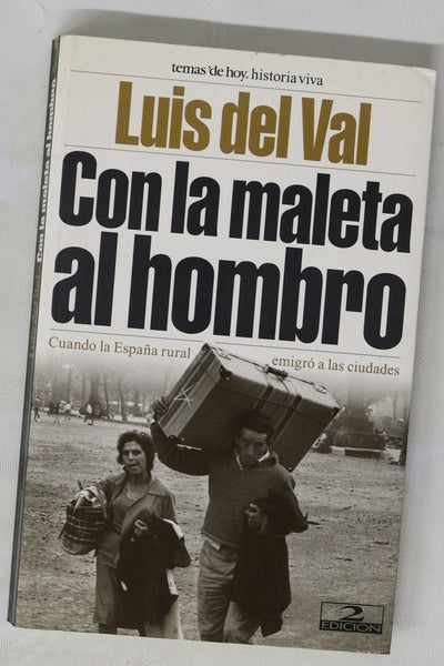 Con la maleta al hombro