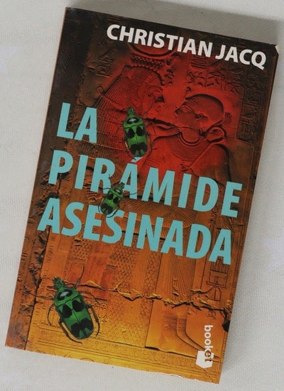 La pirámide asesinada
