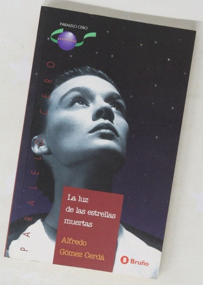 La luz de las estrellas muertas