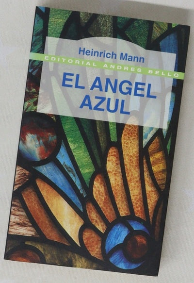 El ángel azul
