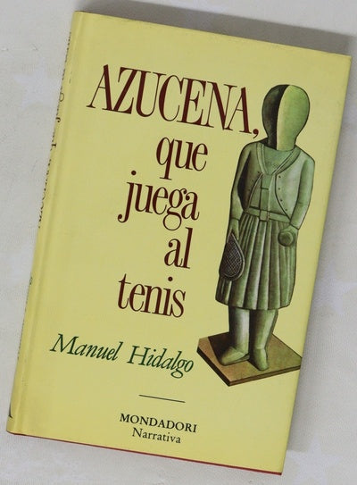 Azucena, que juega al tenis