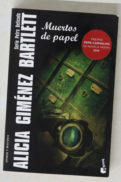Muertos de papel