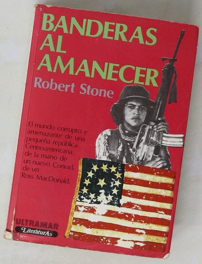 Banderas al amanecer
