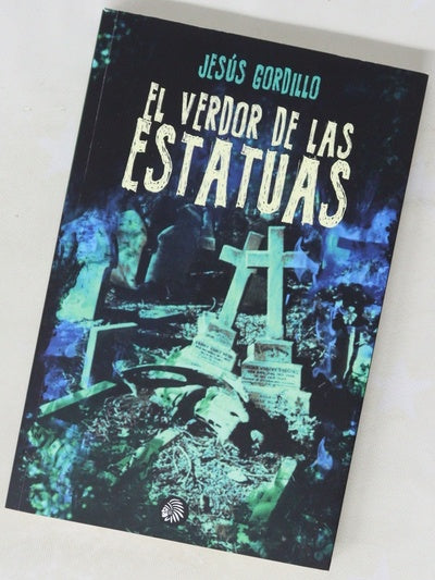 El verdor de las estatuas