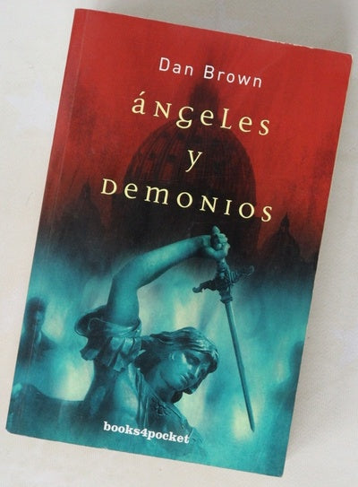 Ángeles y demonios