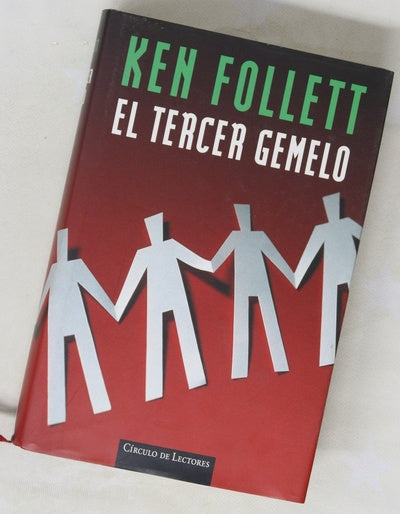 El tercer gemelo